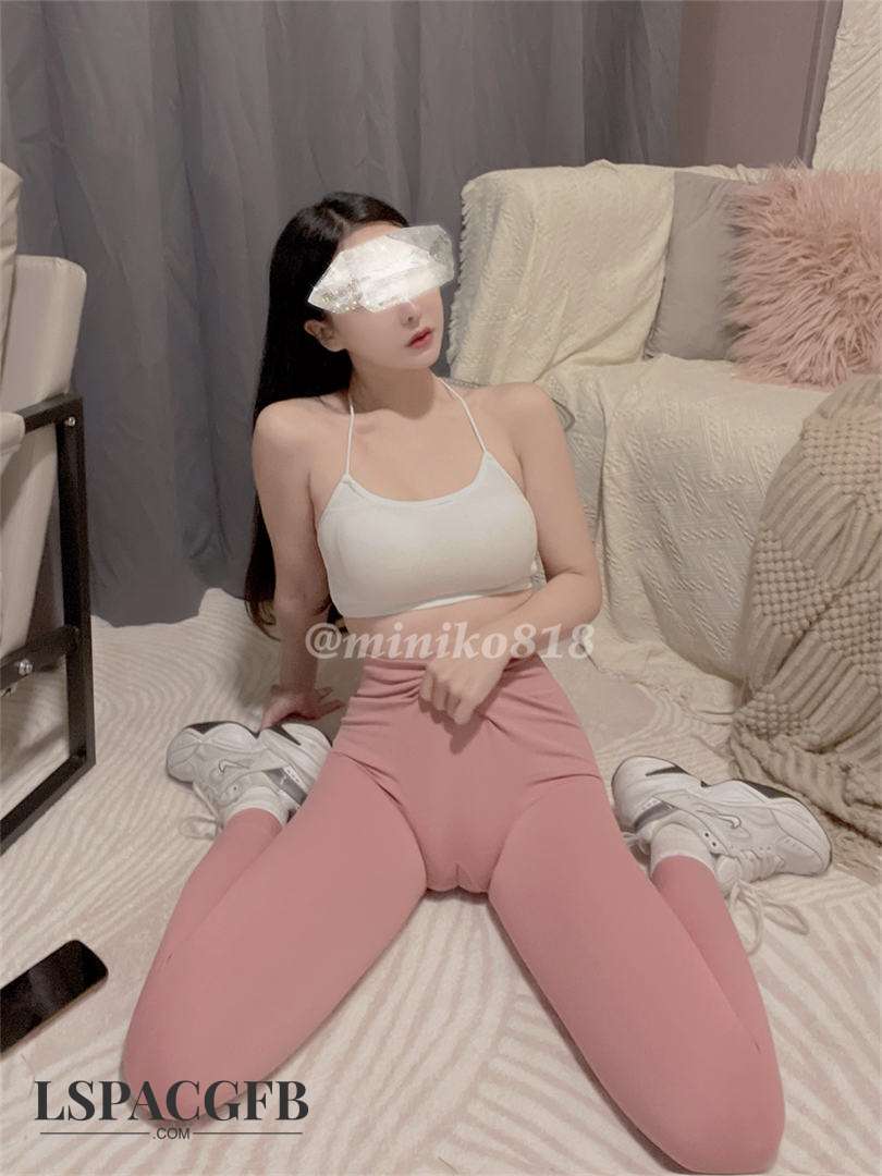 可可幂 - 粉色瑜伽裤01.jpg