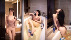 谢小蒽(幼幼)_浴室醉酒_内购无水版_[125P+2V-3.67GB]